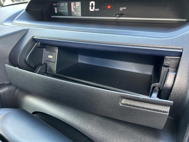 タントＸ　９インチディスプレイオーディオ装備保証　新車保証・まごころ保証　１年間・走行距離無制限付き・９インチディスプレイオーディオ装備・ＬＥＤヘッドライト装備・シートヒーター装備（東京都）の中古車