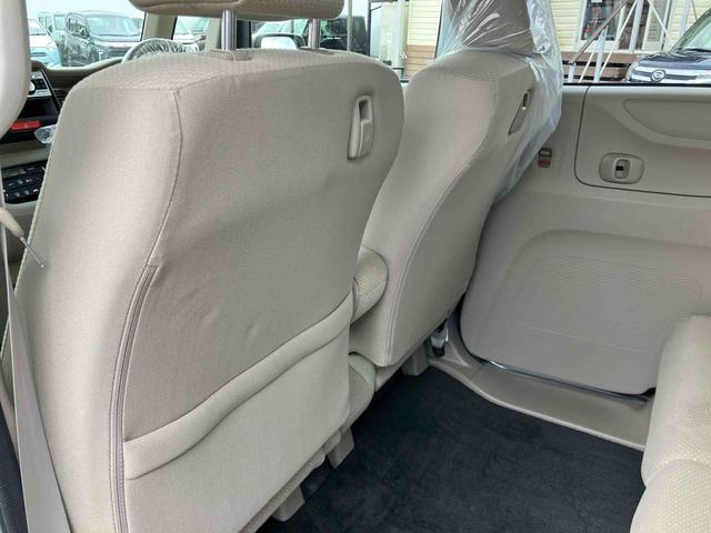 Ｎ−ＢＯＸＧＣＤデッキ／オートエアコン／運転席上下アジャスター／電動格納ミラー／カーペットマット／バイザー／左右手動スライドドア／キーフリーシステム／センタアームレスト／ホイールカバー（千葉県）の中古車