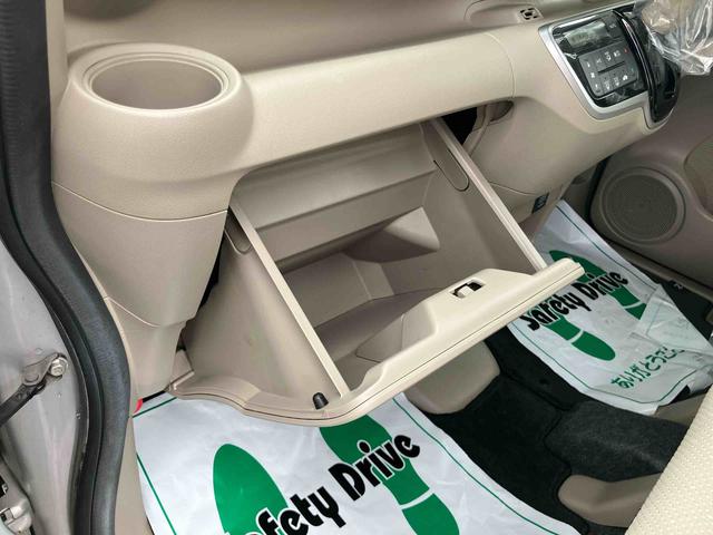 Ｎ−ＢＯＸＧＣＤデッキ／オートエアコン／運転席上下アジャスター／電動格納ミラー／カーペットマット／バイザー／左右手動スライドドア／キーフリーシステム／センタアームレスト／ホイールカバー（千葉県）の中古車