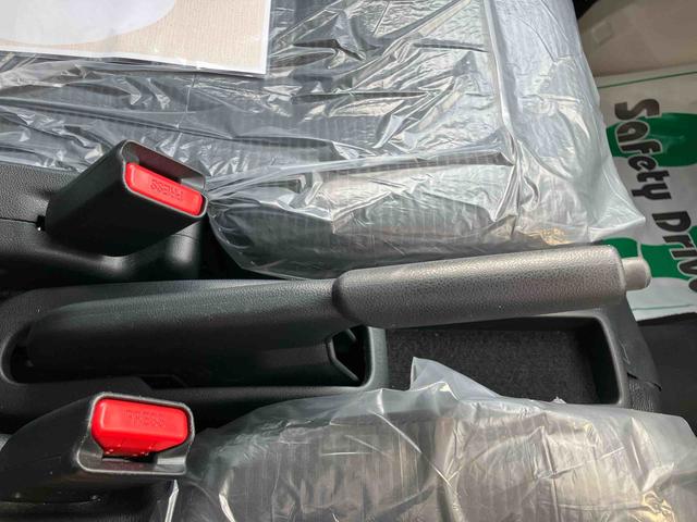 ハイゼットカーゴＤＸキーレスエントリー／ハロゲンヘッドライト／スマートアシスト／パワーウインドウ／スモークガラス／ＡＭラジオ／エアコン／パワーステアリング／エアバック（千葉県）の中古車