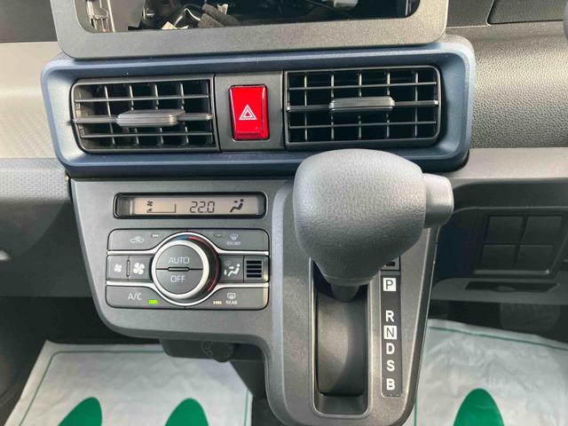 タントＬキーフリーシステム／ラバーマット／パワーウインドウ／プッシュスターター／オートエアコン／バックカメラ／ステアリングスイッチ／ＬＥＤヘッドライト／オートライト（千葉県）の中古車