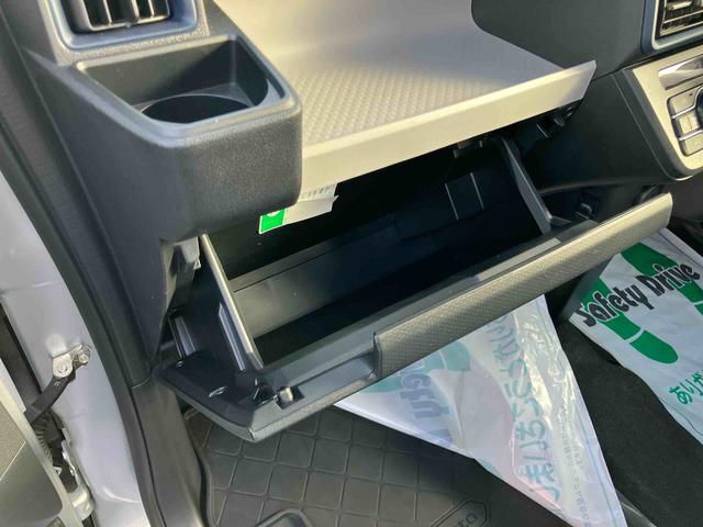 タントＬキーフリーシステム／ラバーマット／パワーウインドウ／プッシュスターター／オートエアコン／バックカメラ／ステアリングスイッチ／ＬＥＤヘッドライト／オートライト（千葉県）の中古車