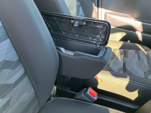 タフトG ダーククロムベンチャーキーフリーシステム/LEDヘッドライト/LEDフォグランプ/電動パーキングブレーキ/運転席上下アジャスター/左右シートヒーター/オートエアコン/アルミホイール/コーナーセンサー/アイドリングストップ(千葉県)の中古車