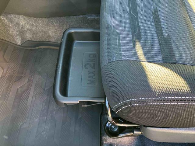 タフトG ダーククロムベンチャーキーフリーシステム/LEDヘッドライト/LEDフォグランプ/電動パーキングブレーキ/運転席上下アジャスター/左右シートヒーター/オートエアコン/アルミホイール/コーナーセンサー/アイドリングストップ(千葉県)の中古車