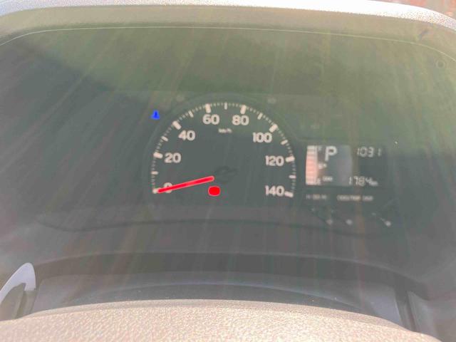 ハイゼットカーゴデラックスＡＭ／ＦＭラジオ／エアバッグ／オートライト／コーナーセンサー／スマートアシスト／パワーウインドウ／キーレスエントリー／ラバーマット／ハロゲンヘッドライト／アイドリングストップ（千葉県）の中古車