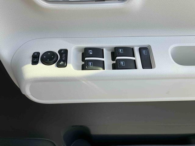 ムーヴキャンバスセオリーＧオートエアコン／電動パーキングブレーキ／運転席上下アジャスター／バックカメラ／キーフリーシステム／左右タイマー機能付きパワースライドドア／ホットカップホルダー／シートヒーター／ＬＥＤヘッドライト（千葉県）の中古車