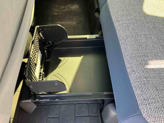 ムーヴキャンバスセオリーＧオートエアコン／電動パーキングブレーキ／運転席上下アジャスター／バックカメラ／キーフリーシステム／左右タイマー機能付きパワースライドドア／ホットカップホルダー／シートヒーター／ＬＥＤヘッドライト（千葉県）の中古車