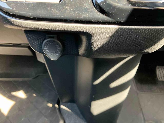 タントカスタムＲＳオートエアコン／電動パーキングブレーキ／運転席上下アジャスター／バックカメラ／キーフリーシステム／左右タイマー機能付きパワースライドドア／シートヒーター／ＬＥＤヘッドライトアルミホイール（千葉県）の中古車