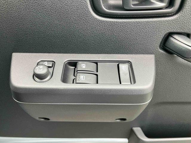 ハイゼットトラックジャンボエクストラ４ＷＤ／ＣＶＴ／キーレスエントリー／パワーウインドウ／エアコン／パワーステ／ＬＥＤヘッドライト／ＬＥＤフォグランプ／ＬＥＤ作業灯／スモークガラス／テールゲートチェーン／エアバッグ／スマートアシスト（千葉県）の中古車