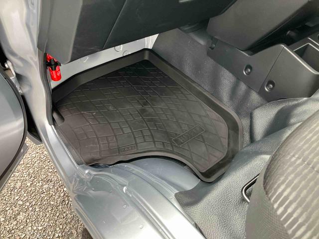 ハイゼットトラックジャンボエクストラ４ＷＤ／ＣＶＴ／キーレスエントリー／パワーウインドウ／エアコン／パワーステ／ＬＥＤヘッドライト／ＬＥＤフォグランプ／ＬＥＤ作業灯／スモークガラス／テールゲートチェーン／エアバッグ／スマートアシスト（千葉県）の中古車