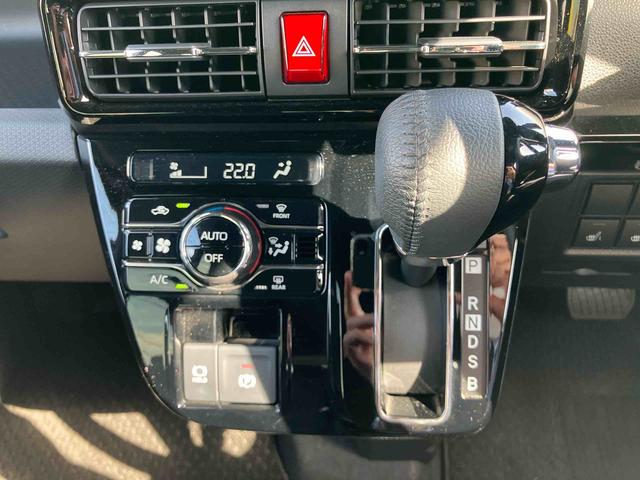 タントカスタムＲＳオートエアコン／電動パーキングブレーキ／運転席上下アジャスター／バックカメラ／キーフリーシステム／左右タイマー機能付きパワースライドドア／アルミホイール／シートヒーター／ＬＥＤヘッドライト（千葉県）の中古車