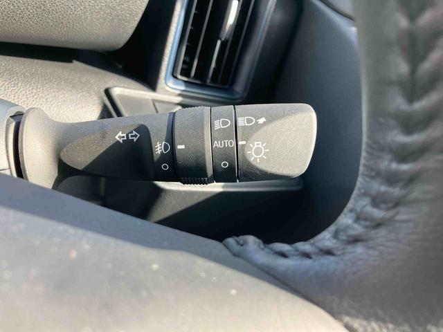 タントカスタムＲＳオートエアコン／電動パーキングブレーキ／運転席上下アジャスター／バックカメラ／キーフリーシステム／左右タイマー機能付きパワースライドドア／アルミホイール／シートヒーター／ＬＥＤヘッドライト（千葉県）の中古車