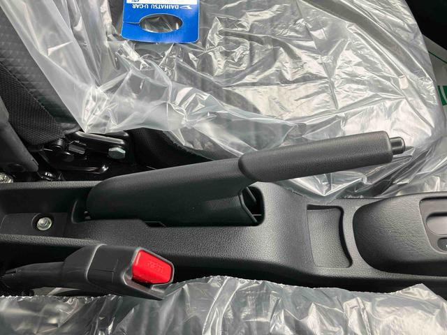 ハイゼットトラックスタンダード　農用スペシャル４ＷＤ／デフロック／ＣＶＴミッション／エアコン／パワーステアリング／エアバッグ／ＬＥＤ作業灯／３方向開き／ラバーマット／オートライト／アイドリングストップ／コーナーセンサー／ＡＭ／ＦＭラジオ（千葉県）の中古車