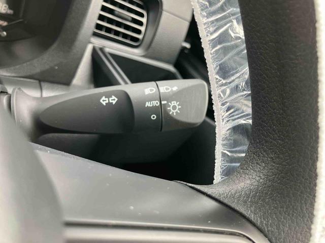 ハイゼットトラックスタンダード　農用スペシャル４ＷＤ／デフロック／ＣＶＴミッション／エアコン／パワーステアリング／エアバッグ／ＬＥＤ作業灯／３方向開き／ラバーマット／オートライト／アイドリングストップ／コーナーセンサー／ＡＭ／ＦＭラジオ（千葉県）の中古車