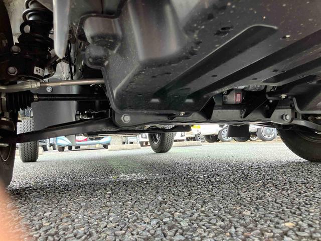 ハイゼットトラックスタンダード　農用スペシャル４ＷＤ／デフロック／ＣＶＴミッション／エアコン／パワーステアリング／エアバッグ／ＬＥＤ作業灯／３方向開き／ラバーマット／オートライト／アイドリングストップ／コーナーセンサー／ＡＭ／ＦＭラジオ（千葉県）の中古車