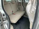 ＣＤデッキ／オートエアコン／運転席上下アジャスター／電動格納ミラー／カーペットマット／バイザー／左右手動スライドドア／キーフリーシステム／センタアームレスト／ホイールカバー（千葉県）の中古車