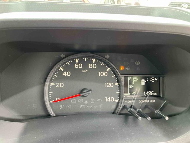 ハイゼットトラックスタンダード２ＷＤ　４ＡＴ　エアコン　パワステ　スピーカー一体型ラジ型　衝突回避支援ブレーキ　誤発進抑制装置　アイドリングストップ　コーナーセンサー（千葉県）の中古車