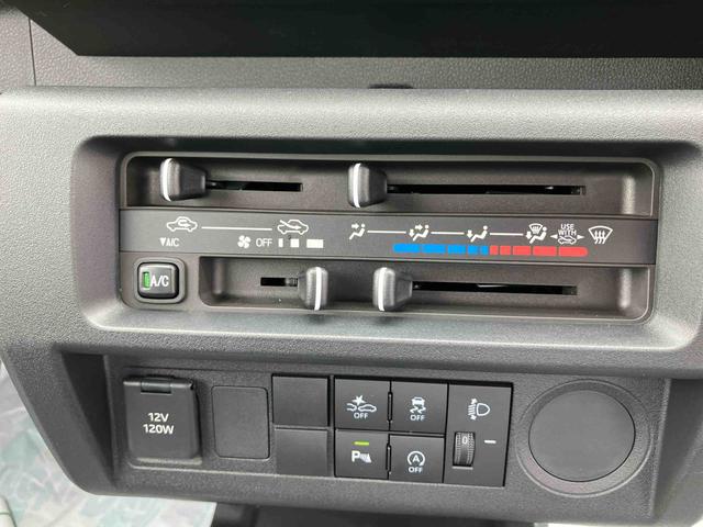 ハイゼットトラックスタンダード２ＷＤ　４ＡＴ　エアコン　パワステ　スピーカー一体型ラジ型　衝突回避支援ブレーキ　誤発進抑制装置　アイドリングストップ　コーナーセンサー（千葉県）の中古車