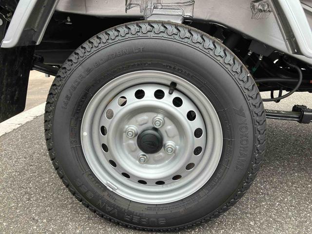 ハイゼットトラックスタンダード２ＷＤ　４ＡＴ　エアコン　パワステ　スピーカー一体型ラジ型　衝突回避支援ブレーキ　誤発進抑制装置　アイドリングストップ　コーナーセンサー（千葉県）の中古車