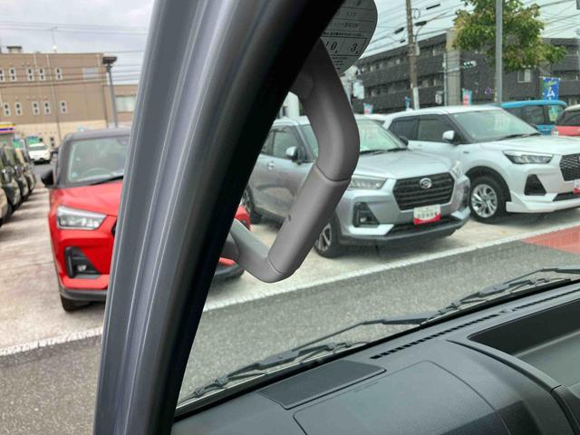 ハイゼットトラックスタンダード２ＷＤ　４ＡＴ　エアコン　パワステ　スピーカー一体型ラジ型　衝突回避支援ブレーキ　誤発進抑制装置　アイドリングストップ　コーナーセンサー（千葉県）の中古車