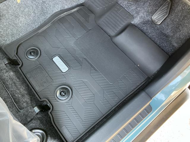 タフトＧ　クロムベンチャーオーディオレス　衝突回避支援ブレーキ　誤発進抑制装置　アイドリングストップ　スマートキー　プッシュボタンスタート　盗難防止装置　イモビライザー　シートヒーター　オートライト　ＬＥＤヘッドライト（千葉県）の中古車