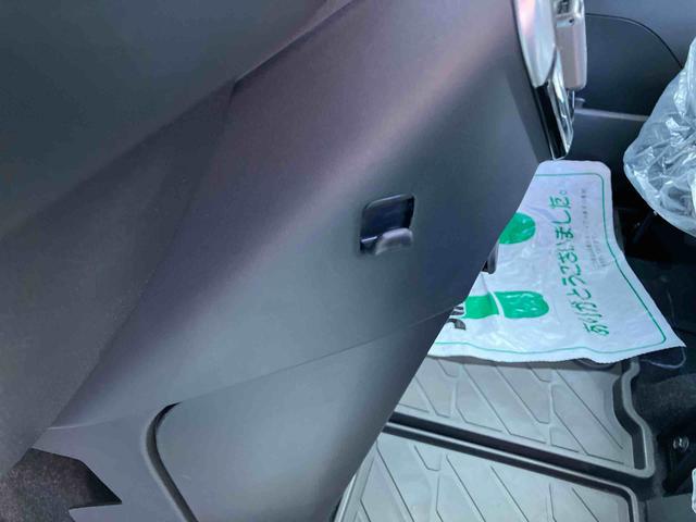 トールカスタムG9インチディスプレーオーディオ 両側電動スライドドア 電子パーキングブレーキ 衝突回避支援ブレーキ 誤発進抑制装置 アイドリングストップ プッシュボタンスタート スマートキー 盗難防止装置(千葉県)の中古車