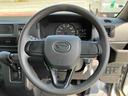 ２ＷＤ　ＣＶＴ　スピーカー一体型ＡＭＦＭラジオ　キーレスリモコンキー　オートライト　コーナーセンサー　衝突回避支援ブレーキ　誤発進抑制装置　アイドリングストップ（千葉県）の中古車