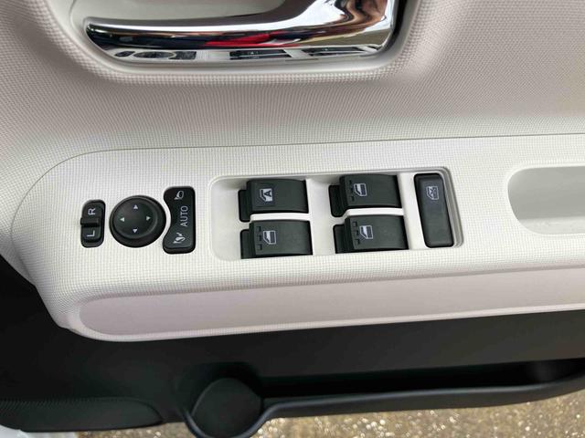 ムーヴキャンバスストライプスＧ両側電動スライドドア　ＬＥＤヘッドライト＆フォグランプ　シートヒーター　保温カップホルダー　電動駐車ブレーキ　バックカメラ　ステアリングスイッチ　コーナーセンサー　衝突被害軽減ブレーキ（千葉県）の中古車