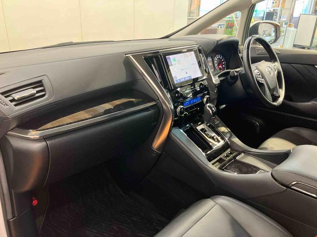 ヴェルファイア２．５Ｚ　Ｇエディションモデリスタエアロ　ムーンルーフ　１０型ナビ／ＤＴＶ／ＤＩＳＣ／バックカメラ／フリップダウンモニター　ＥＴＣ　両側パワースライドドア／パワーバックドア　アダプティブクルーズコントロール（千葉県）の中古車