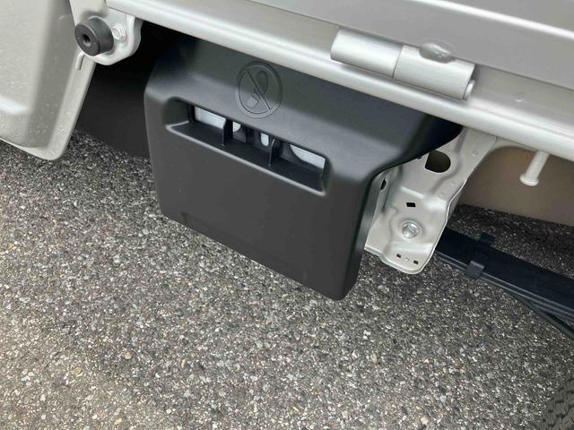 スーパーキャリイＸ４ＷＤ　安全ブレーキ　ナビ　作業灯　ＥＴＣ　フォグランプ　オートライト（千葉県）の中古車