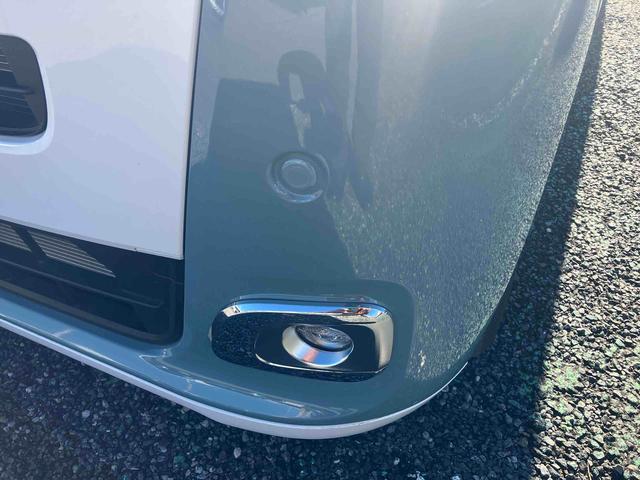 ムーヴキャンバスストライプスＧＬＥＤヘッドライト／両側電動スライドドア／コーナーセンサー／アイドリングストップ／衝突回避支援システム／横滑り防止装置／オートライト／オートエアコン／キーフリー／電動格納ミラー／電動パーキングブレーキ（千葉県）の中古車