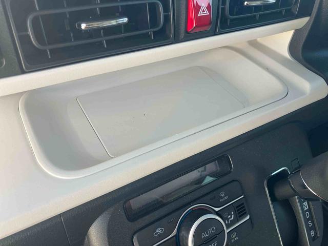 ムーヴキャンバスストライプスＧＬＥＤヘッドライト／両側電動スライドドア／コーナーセンサー／アイドリングストップ／衝突回避支援システム／横滑り防止装置／オートライト／オートエアコン／キーフリー／電動格納ミラー／電動パーキングブレーキ（千葉県）の中古車