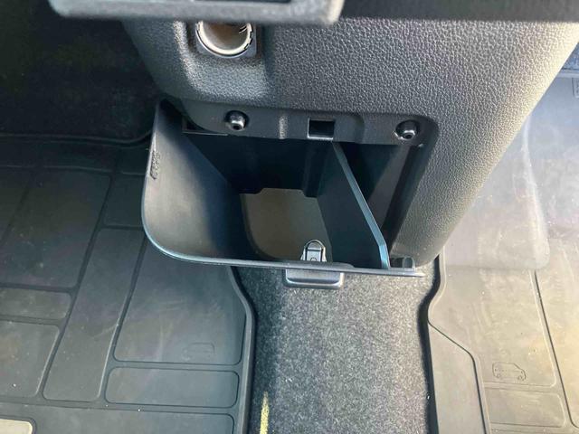 ムーヴキャンバスストライプスＧＬＥＤヘッドライト／両側電動スライドドア／コーナーセンサー／アイドリングストップ／衝突回避支援システム／横滑り防止装置／オートライト／オートエアコン／キーフリー／電動格納ミラー／電動パーキングブレーキ（千葉県）の中古車