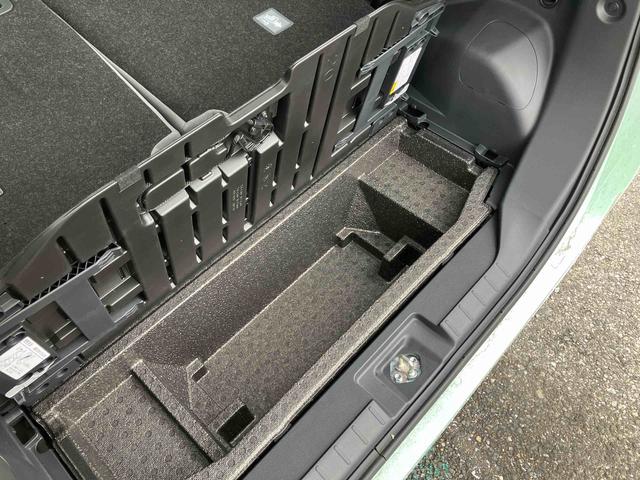 タントＬスライドドア　ＬＥＤヘッドライト　オートライト　プッシュボタンスターター　オート格納ドアミラー　オートエアコン　上下２段調節式デッキボード　コーナーセンサー　衝突被害軽減ブレーキ（千葉県）の中古車