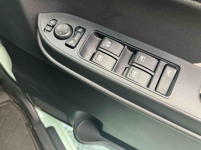 タントＬスライドドア　ＬＥＤヘッドライト　オートライト　プッシュボタンスターター　オート格納ドアミラー　オートエアコン　上下２段調節式デッキボード　コーナーセンサー　衝突被害軽減ブレーキ（千葉県）の中古車