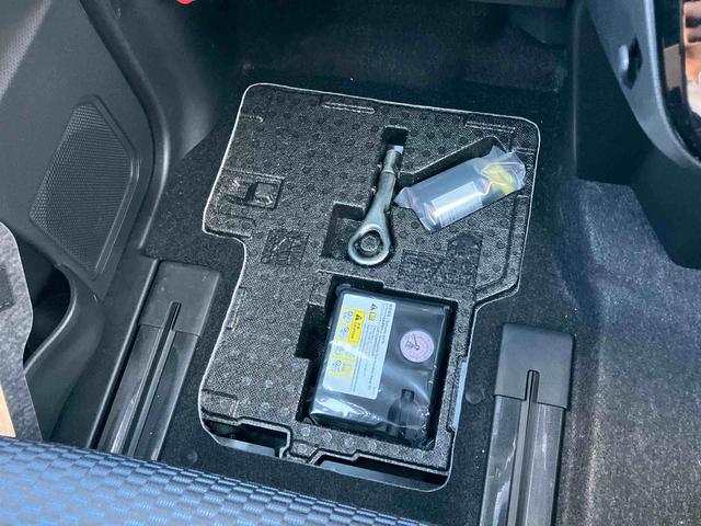 タントカスタムＲＳターボエンジン　１５インチアルミ　バックカメラ　両側電動スライドドア　シートヒーター　電動駐車ブレーキ　ＬＥＤライト＆フォグ　上下２段調節式デッキボード　コーナーセンサー　衝突被害軽減ブレーキ（千葉県）の中古車