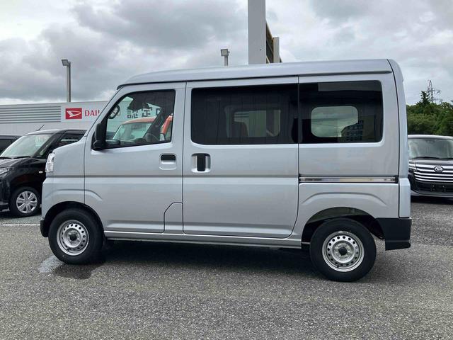 ハイゼットカーゴＤＸ２ＷＤ　ＣＶＴ　スピーカー一体型ＡＭＦＭラジオ　キーレスリモコンキー　オートライト　コーナーセンサー　衝突回避支援ブレーキ　誤発進抑制装置　アイドリングストップ（千葉県）の中古車