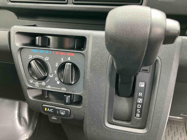 ハイゼットカーゴＤＸ２ＷＤ　ＣＶＴ　スピーカー一体型ＡＭＦＭラジオ　キーレスリモコンキー　オートライト　コーナーセンサー　衝突回避支援ブレーキ　誤発進抑制装置　アイドリングストップ（千葉県）の中古車