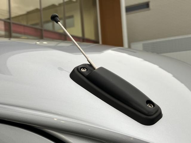 ハイゼットカーゴデラックスＳＡIII　ハロゲンヘッドライト　キーレス中古車保証・距離無制限、１年付き　純正ＡＭ／ＦＭラジオ　リアコーナーセンサー　スマートアシスト３　ラバーマット　ロングバイザー　後席ベンチシート（東京都）の中古車