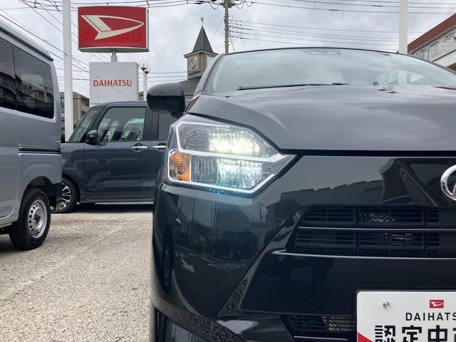 ミライースＸ　リミテッドＳＡIII　ＬＥＤヘッドライト　バックカメラ中古車保証・距離無制限、１年付き　純正ＣＤチューナー　コーナーセンサー　ＬＥＤヘッドライト　オートライト　アイドリングストップ　バックカメラ　リアベンチシート　マニュアルエアコン　キーレス（東京都）の中古車
