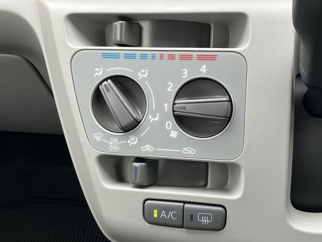 ミライースＸ　リミテッドＳＡIII　ＬＥＤヘッドライト　バックカメラ中古車保証・距離無制限、１年付き　純正ＣＤチューナー　コーナーセンサー　ＬＥＤヘッドライト　オートライト　アイドリングストップ　バックカメラ　リアベンチシート　マニュアルエアコン　キーレス（東京都）の中古車