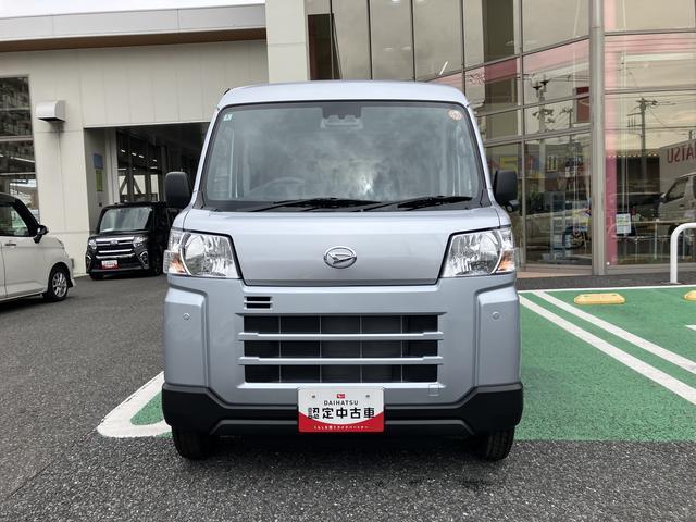 ハイゼットカーゴデラックス　コーナーセンサー　オーディオレス中古車保証・距離無制限、１年付き　オートライト　コーナーセンサー　ハロゲンヘッドライト　ラバーマット　キーレス　リアベンチシート　スモークガラス　オーディオレス　スライドドア（東京都）の中古車