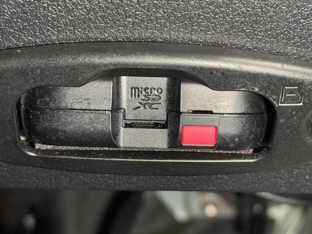 ハイゼットカーゴデラックス　ディスプレイオーディオ　ＥＴＣ中古車保証・距離無制限、１年付き　純正９インチディスプレイオーディオ　バックモニター　ＥＴＣ車載器　ラバーマット　ドライブレコーダー　キーレス　ハロゲンヘッドライト　コーナーセンサー（東京都）の中古車