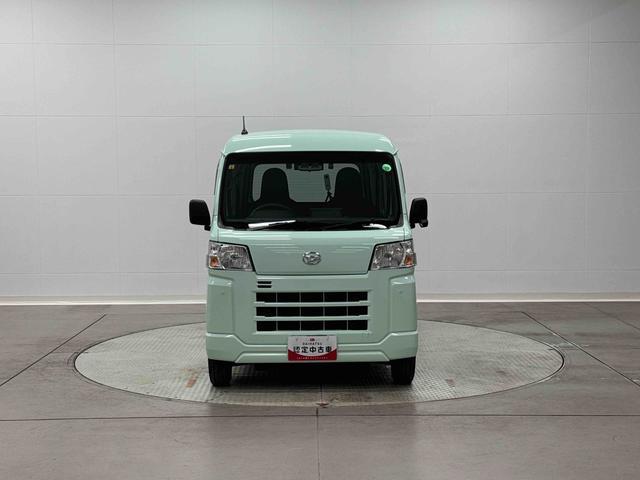 ハイゼットカーゴデラックス　ディスプレイオーディオ　ＥＴＣ中古車保証・距離無制限、１年付き　純正９インチディスプレイオーディオ　バックモニター　ＥＴＣ車載器　ラバーマット　ドライブレコーダー　キーレス　ハロゲンヘッドライト　コーナーセンサー（東京都）の中古車