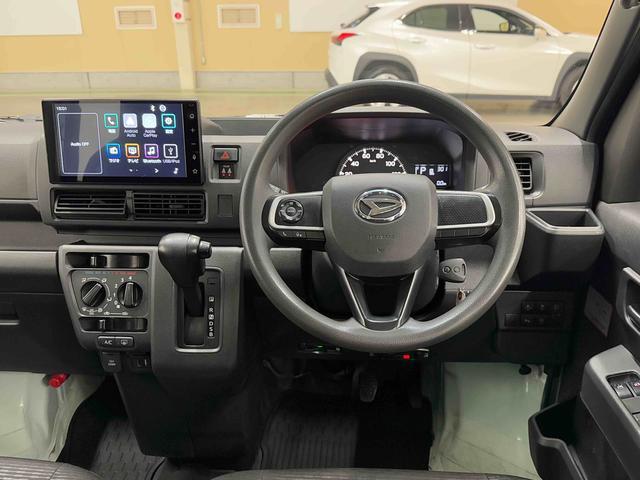 ハイゼットカーゴデラックス　ディスプレイオーディオ　ＥＴＣ中古車保証・距離無制限、１年付き　純正９インチディスプレイオーディオ　バックモニター　ＥＴＣ車載器　ラバーマット　ドライブレコーダー　キーレス　ハロゲンヘッドライト　コーナーセンサー（東京都）の中古車