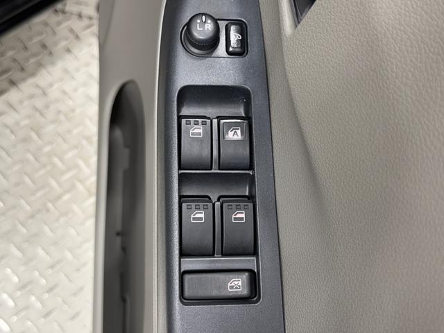 ミライースＸ　ＳＡ　カーナビ　ＥＴＣ　マニュアルエアコン中古車保証・距離無制限、１年付き　キーレス　ハロゲンヘッドライト　カーペットマット　ロングバイザー　アイドリングストップ　スマートアシスト　アルミホイール（東京都）の中古車