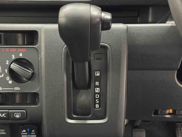 ハイゼットカーゴクルーズターボ　７インチ純正ナビ　ドラレコ　ＥＴＣ車載器まごころ保証　１年間・走行距離無制限付き　７インチ純正ナビ　ドライブレコーダー　ＥＴＣ車載器　スマートアシスト　キーレスエントリー　最大積載量３５０キロ　アイドリングストップ　クリアランスソナー（東京都）の中古車