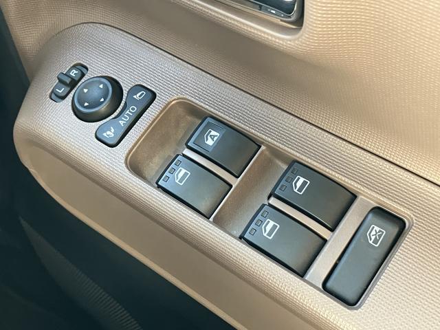 ムーヴキャンバスセオリーＧ　フロントシートヒーター　電動スライドドア保証　新車保証・まごころ保証　１年間・走行距離無制限付き　電動パーキングブレーキ　両側電動スライドドア　フロントシートヒーター　オートエアコン　ＬＥＤヘッドライト　パノラマモニター　キーフリー（東京都）の中古車
