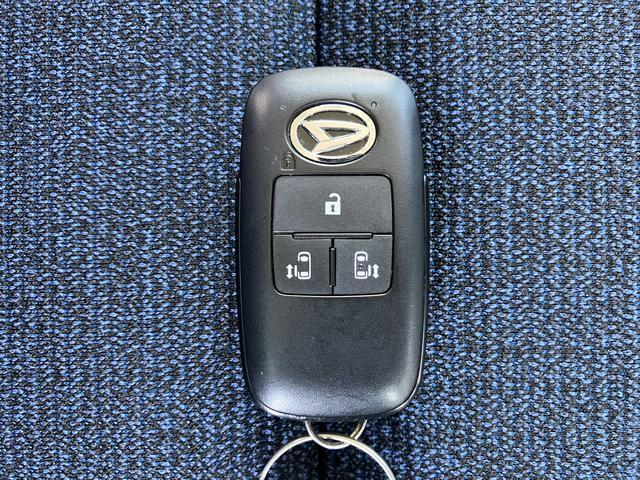 ムーヴキャンバスセオリーＧ　フロントシートヒーター　電動スライドドア保証　新車保証・まごころ保証　１年間・走行距離無制限付き　電動パーキングブレーキ　両側電動スライドドア　フロントシートヒーター　オートエアコン　ＬＥＤヘッドライト　パノラマモニター　キーフリー（東京都）の中古車