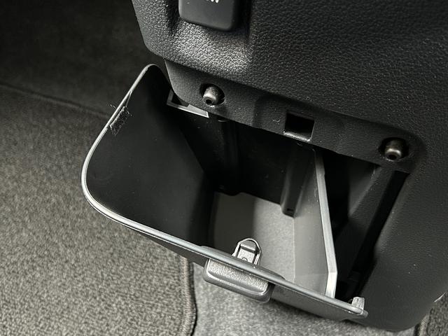 ムーヴキャンバスセオリーＧ　ＣＤデッキ　パノラマモニター対応カメラ保証　新車保証・まごころ保証　１年間・走行距離無制限付き　ＣＤデッキ　パノラマモニター対応カメラ　スマートアシスト　アイドリングストップ　クリアランスソナー　シートヒーター　ＬＥＤヘッドライト（東京都）の中古車